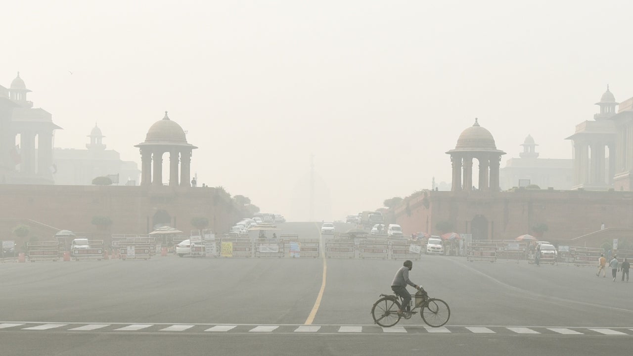 दिल्ली की वायु गुणवत्ता गंभीर स्थिति की वजह से उत्तराखंड में अलर्ट