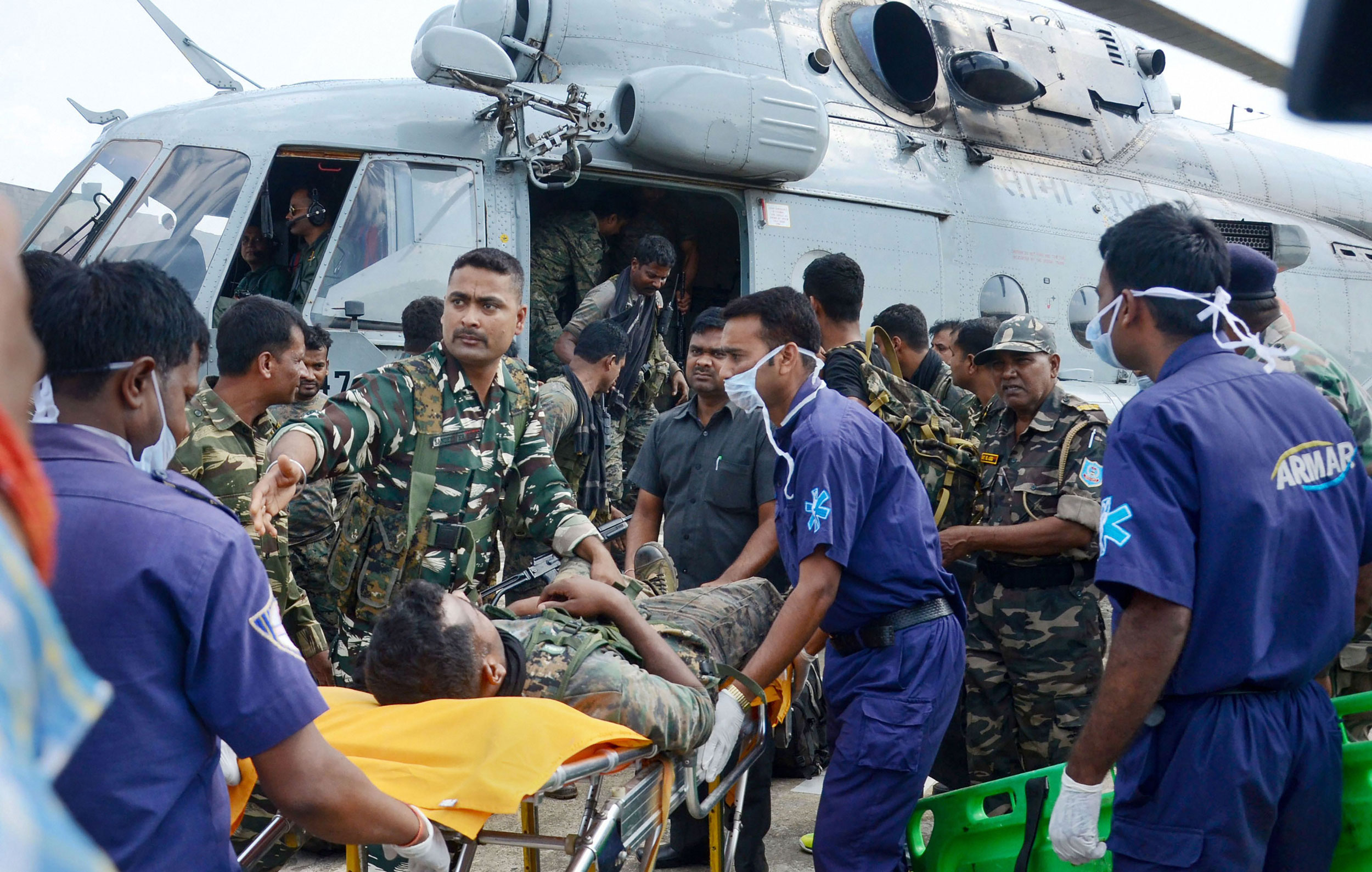 झारखंड में CRPF यूनिट पर हमला IED विस्फोट में एक जवान की मौत और 2 घायल