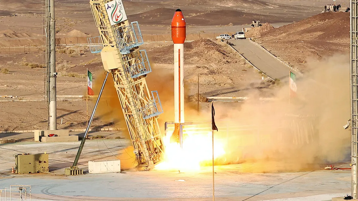 Iran ने जानवरों से भरा कैप्सूल अंतरिक्ष में लॉन्च किया