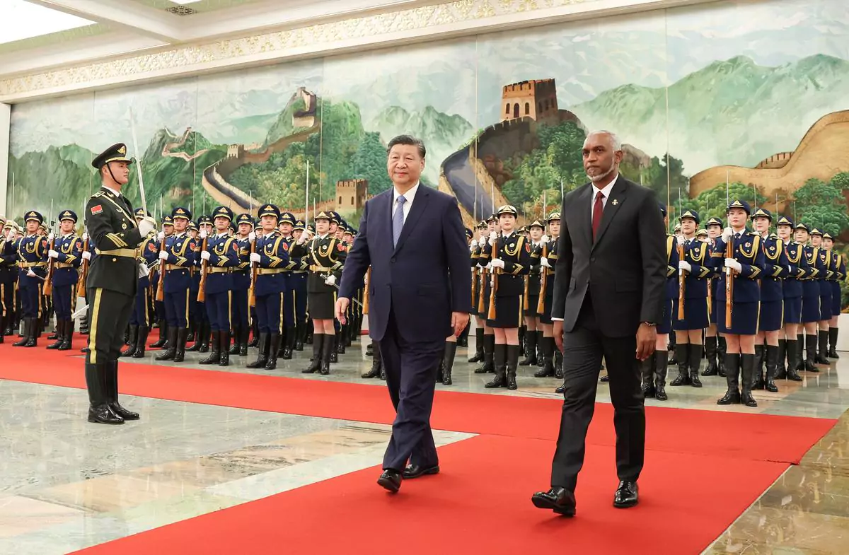भारत-मालदीव विवाद के बीच चीन ने जारी की चेतावनी
